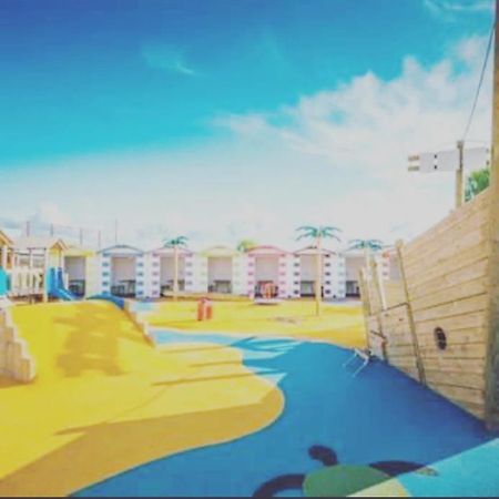 Static Caravan Marine Holiday Park Rhyl Exterior foto